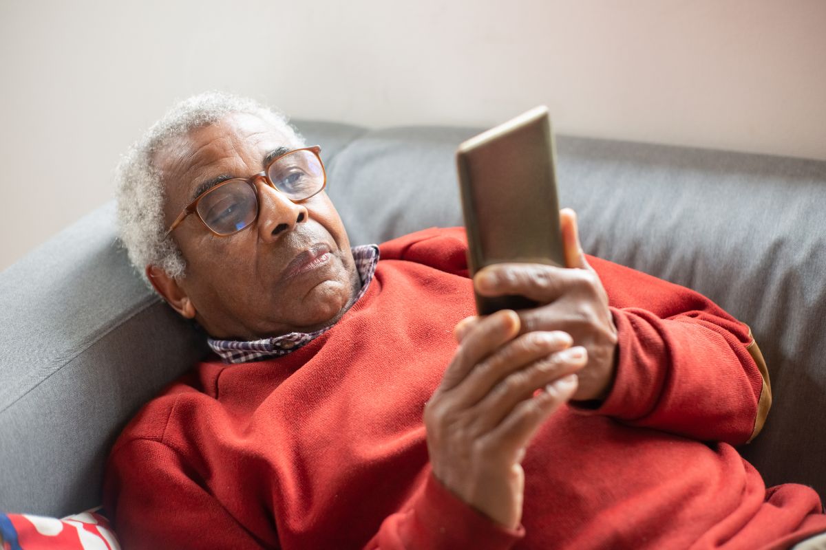 Using a cell phone in Oman - How can I do it?
